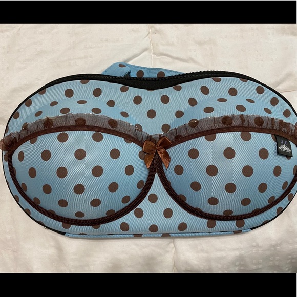 Bra Case - Picture 1 of 3